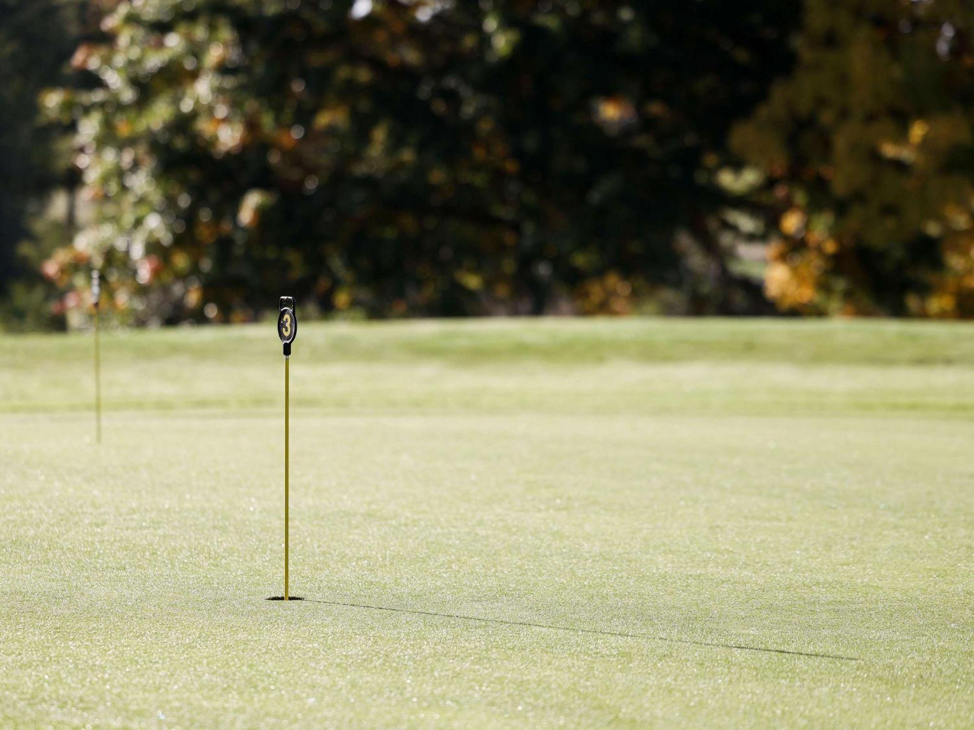 Mercure Luxembourg Kikuoka Golf & Spa Canach Exteriör bild