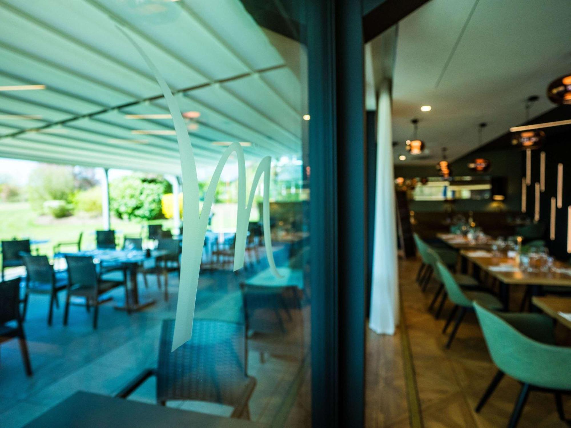 Mercure Luxembourg Kikuoka Golf & Spa Canach Exteriör bild