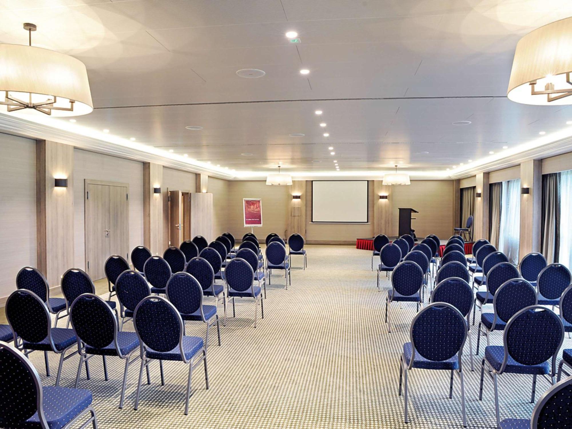 Mercure Luxembourg Kikuoka Golf & Spa Canach Exteriör bild