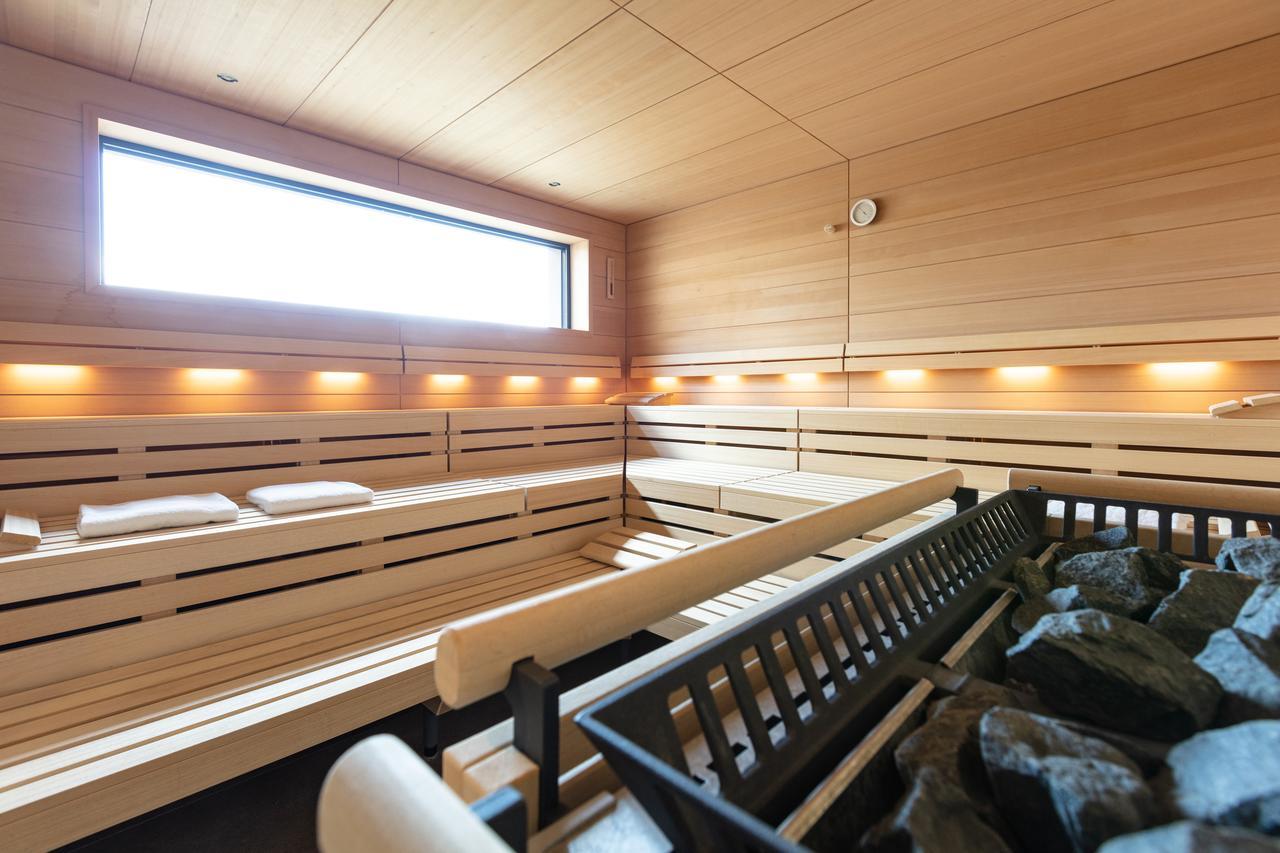 Mercure Luxembourg Kikuoka Golf & Spa Canach Exteriör bild